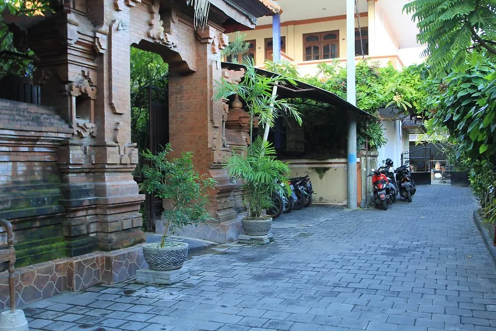Vendégház Cempaka 3 Losmen Kuta Lombok